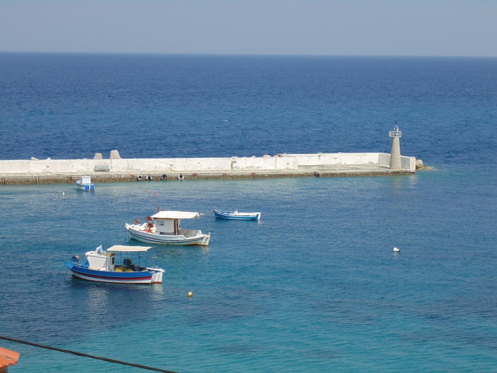 Studios Loukia Kokkari Exterior photo